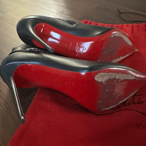 Christian Louboutin So Kate Bootie - Picture 5 of 6